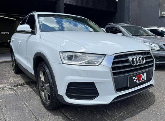 AUDI Q3 1.4 TFSI AMBIENTE GASOLINA 4P S TRONIC